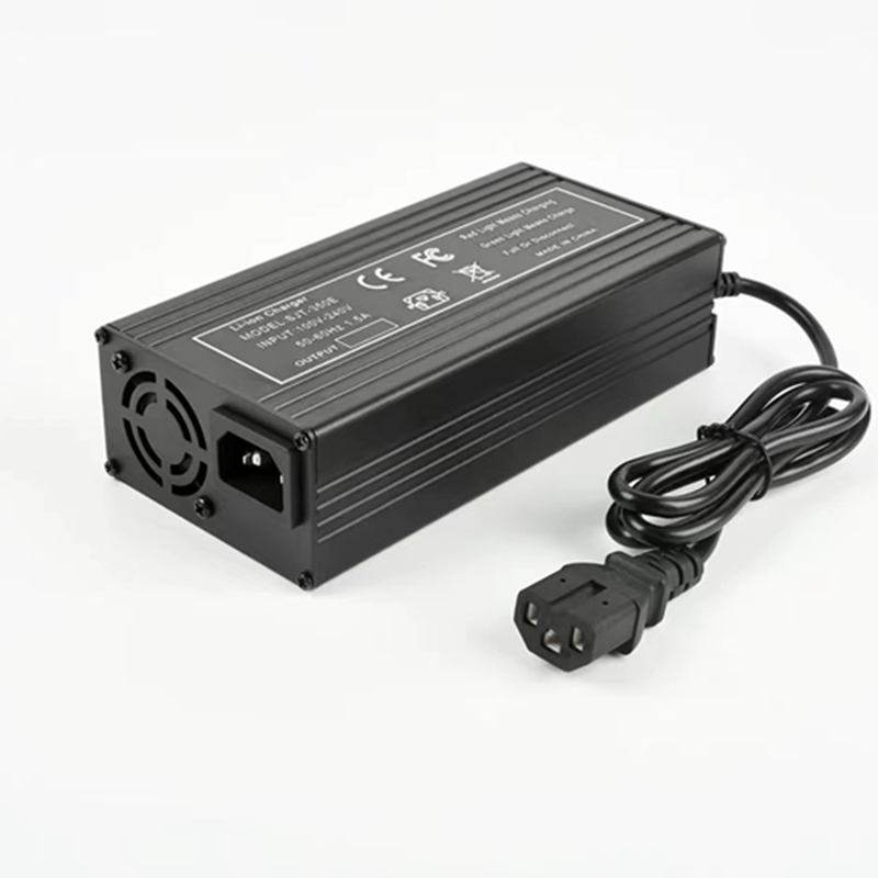 60V ที่ชาร์จความเร็วสูง67.2V/5 - 84V 20A Smart Charger บทวิจารณ์และราคา