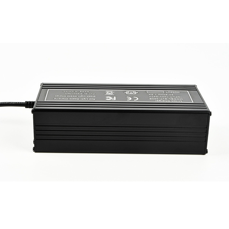 60V ที่ชาร์จความเร็วสูง67.2V/5 - 84V 20A Smart Charger บทวิจารณ์และราคา